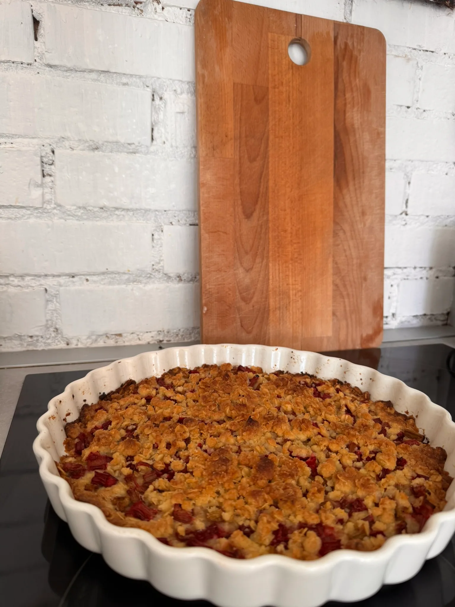 Rhubarb cake in the kitchen of Annas Schwedenhaus